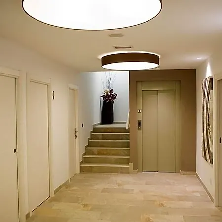 Osabarena Hotela 2*